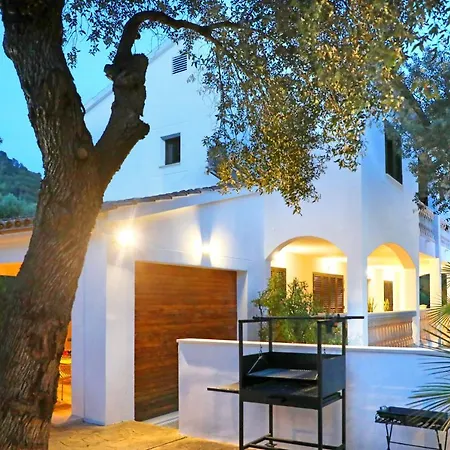 Romani Villa *